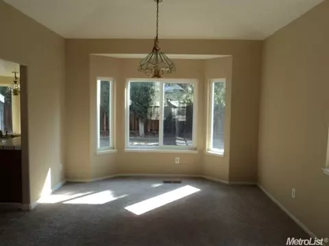 728 Carrboro Ln, Modesto, CA 95357 photo 3