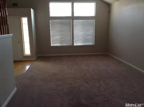 5507 Greco Ln, Salida, CA 95368 photo 3
