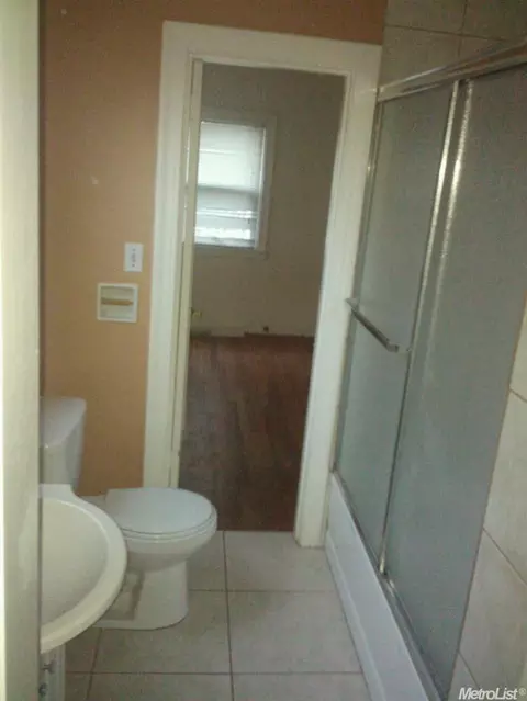 1429 Normandy Dr, Modesto, CA 95351 photo 10