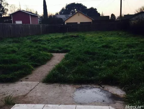 1429 Normandy Dr, Modesto, CA 95351 photo 13