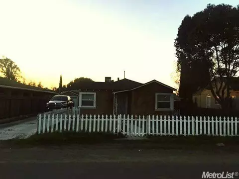 1429 Normandy Dr, Modesto, CA 95351 photo 4