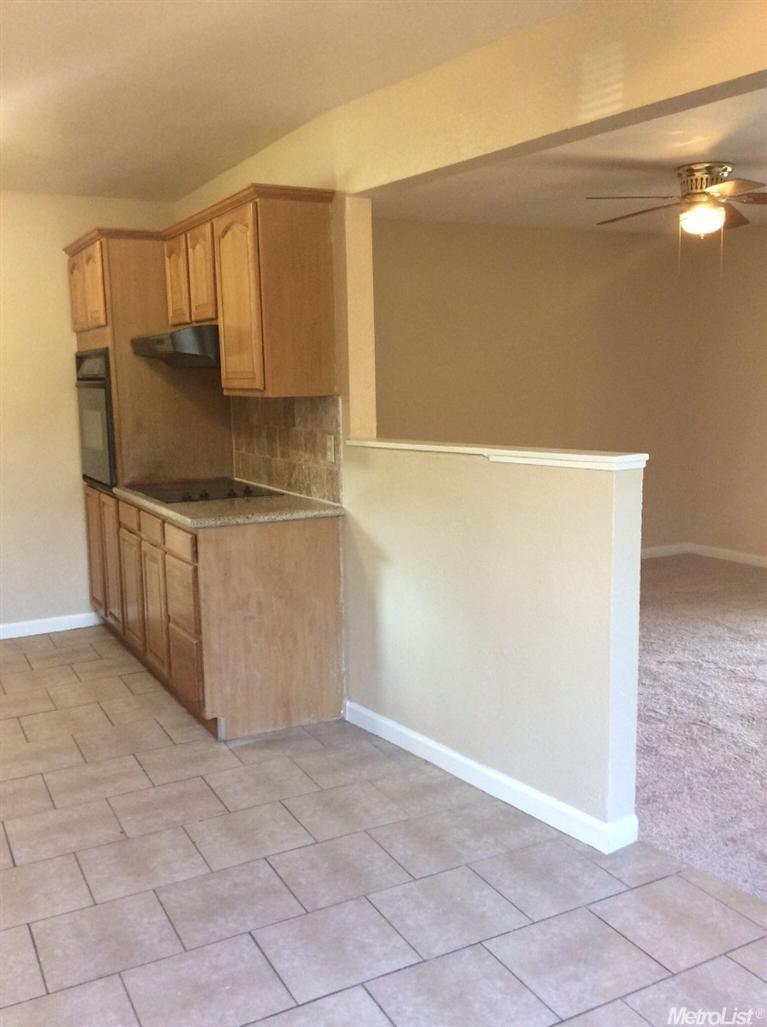 205 Bruce Ct, Modesto, CA 95350 photo 4