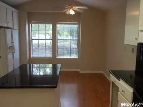 1078 Harrington Way, Carmichael, CA 95608 photo 5