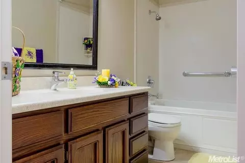 8221 Pinefield Dr, Antelope, CA 95843 photo 17