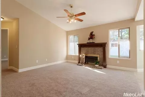 8221 Pinefield Dr, Antelope, CA 95843 photo 6