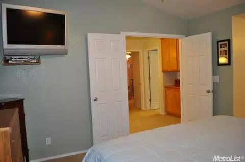 1060 Button Ct, Turlock, CA 95382 photo 14