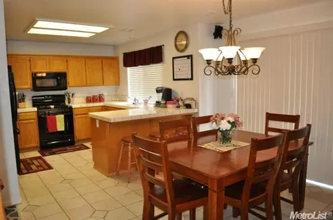 1060 Button Ct, Turlock, CA 95382 photo 10