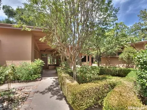 813 Edgebrook Dr, Modesto, CA 95354 photo 4