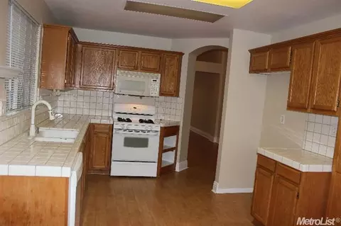 8642 Mullein Ct, Antelope, CA 95843 photo 3