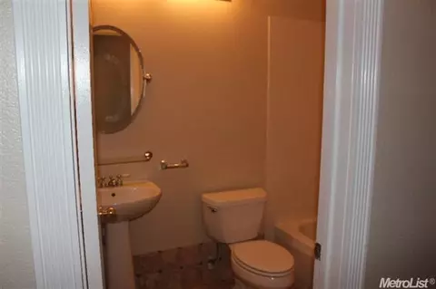 8642 Mullein Ct, Antelope, CA 95843 photo 15