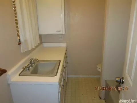 95 E 23rd St, Merced, CA 95340 photo 4