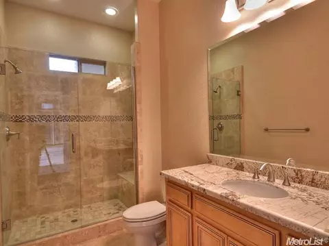 853 Hawes Ln, Ripon, CA 95366 photo 18