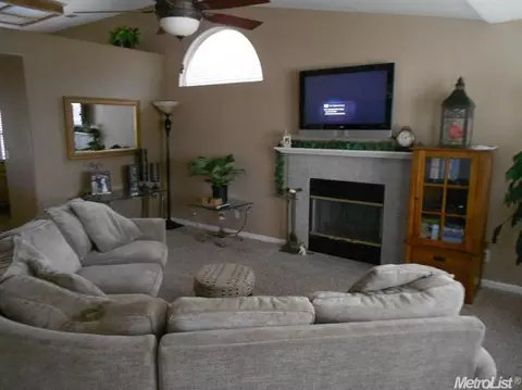 1942 Tully Rd, Hughson, CA 95326 photo 4