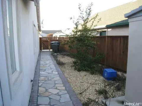 1584 Laurelbrook Dr, Tracy, CA 95377 photo 13