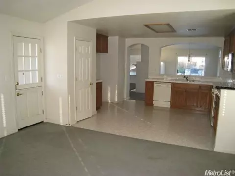 1584 Laurelbrook Dr, Tracy, CA 95377 photo 8