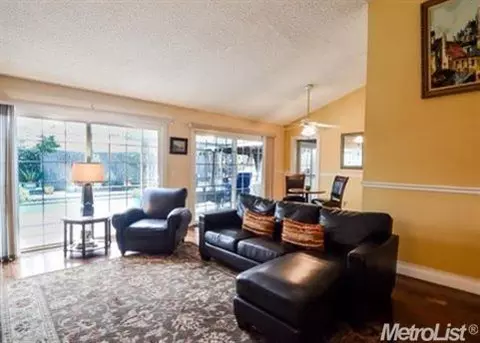 958 Pebble Way, Manteca, CA 95336 photo 4