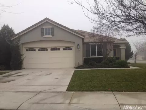 1138 Collins St, Manteca, CA 95337 photo 2