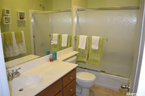 1138 Collins St, Manteca, CA 95337 photo 11