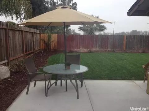 317 Berlin Way, Patterson, CA 95363 photo 17