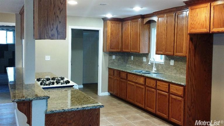 718 Souza Ave, Modesto, CA 95351 photo 13