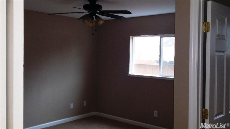 718 Souza Ave, Modesto, CA 95351 photo 16