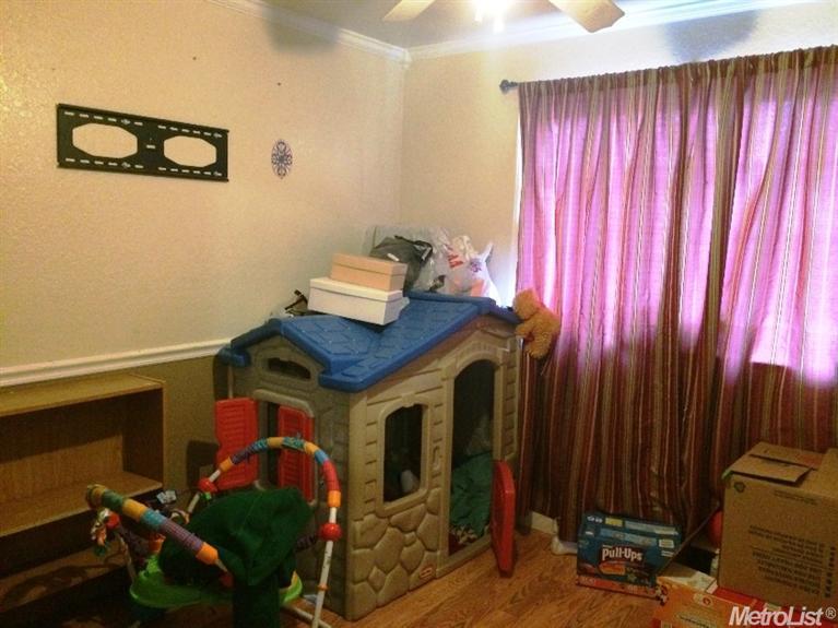 621 Chicago Ave, Modesto, CA 95351 photo 7