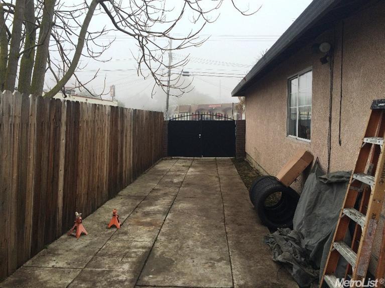 621 Chicago Ave, Modesto, CA 95351 photo 13
