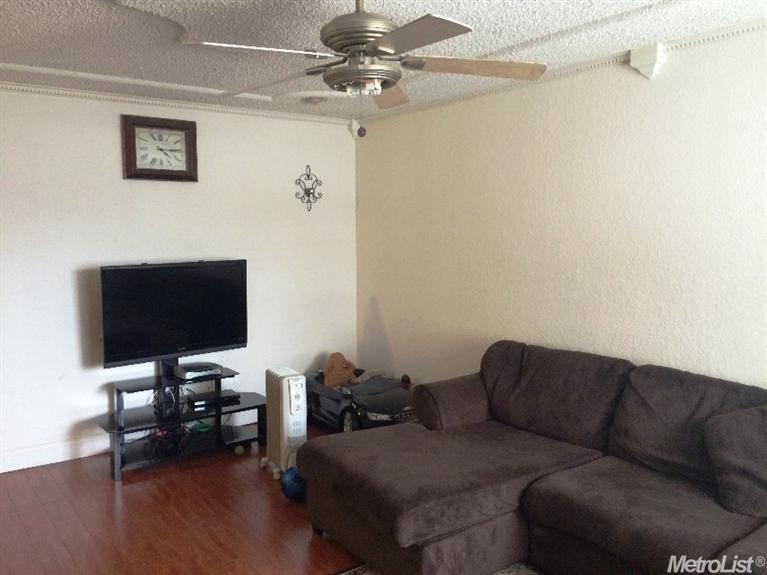 621 Chicago Ave, Modesto, CA 95351 photo 3