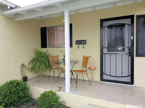 2013 Estep Dr, Modesto, CA 95350 photo 3