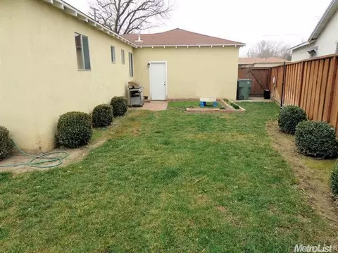 2013 Estep Dr, Modesto, CA 95350 photo 18