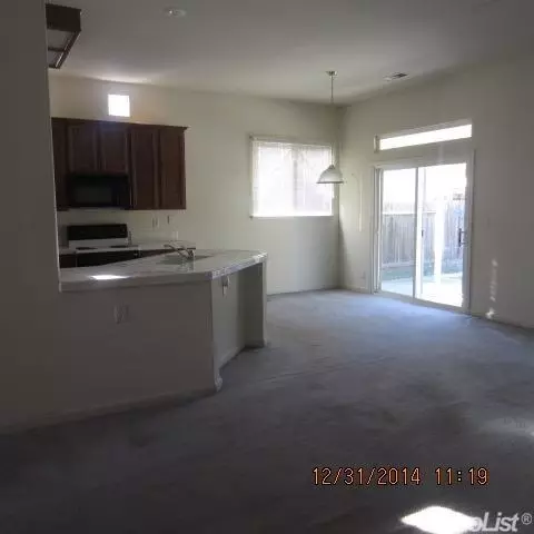 2713 Sagemill Dr, Modesto, CA 95355 photo 2