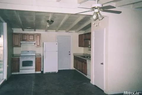 413 Murray St, Lodi, CA 95240 photo 8