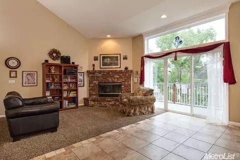6821 Beech Ave, Orangevale, CA 95662 photo 4