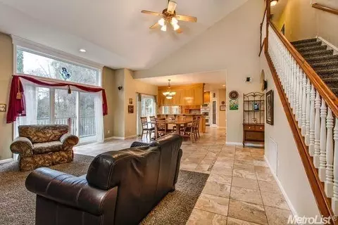 6821 Beech Ave, Orangevale, CA 95662 photo 5