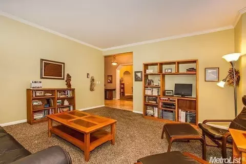 6821 Beech Ave, Orangevale, CA 95662 photo 13