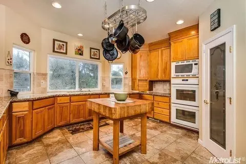 6821 Beech Ave, Orangevale, CA 95662 photo 8