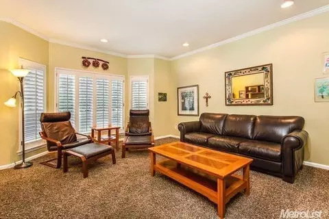 6821 Beech Ave, Orangevale, CA 95662 photo 9