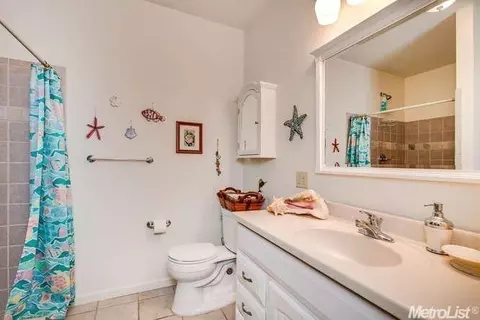 6821 Beech Ave, Orangevale, CA 95662 photo 19