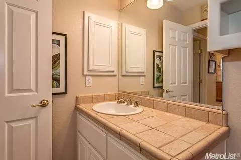 6821 Beech Ave, Orangevale, CA 95662 photo 24