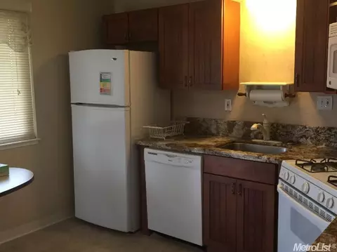 1027 Poplar Ave, Manteca, CA 95336 photo 4
