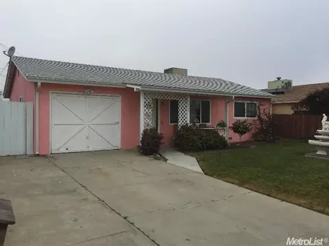 1027 Poplar Ave, Manteca, CA 95336 photo 1