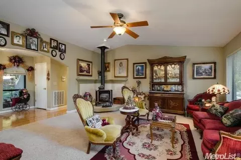 3726 Garnet Rd, Pollock Pines, CA 95726 photo 5