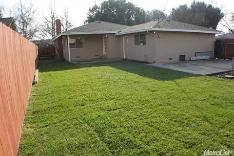 2116 Vicki Dr, Modesto, CA 95350 photo 18