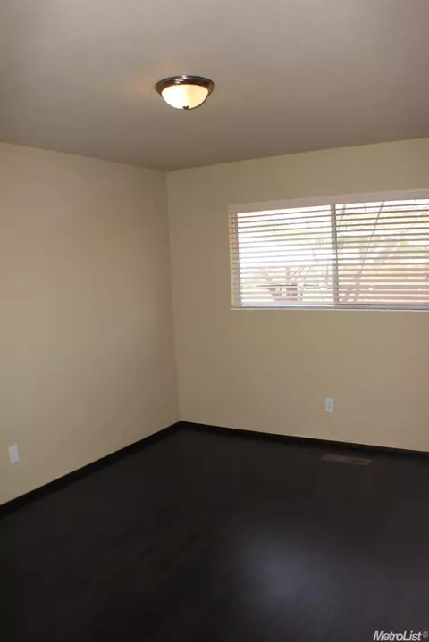 2116 Vicki Dr, Modesto, CA 95350 photo 14