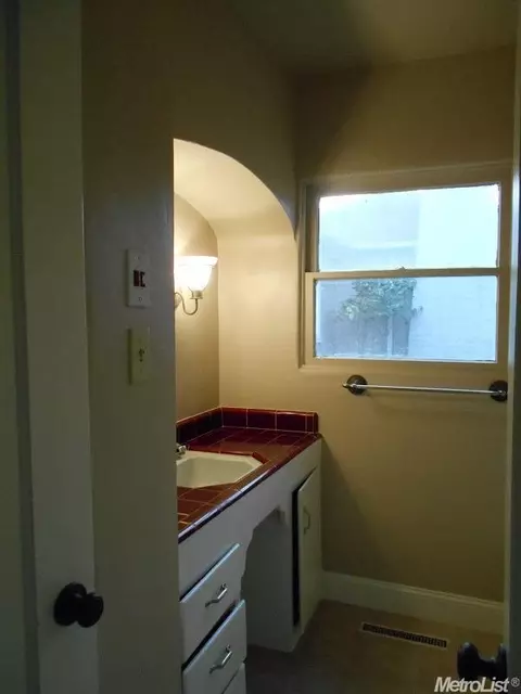 1320 Cooper Ave, Turlock, CA 95380 photo 12