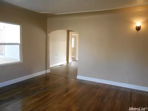 1320 Cooper Ave, Turlock, CA 95380 photo 2