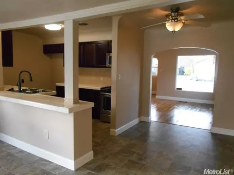 1320 Cooper Ave, Turlock, CA 95380 photo 3