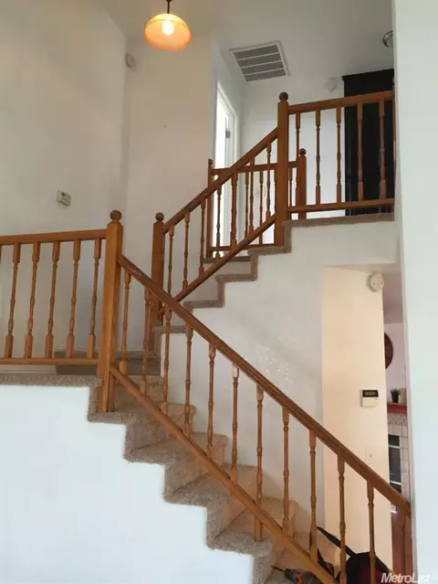 8225 Silverside Dr, Antelope, CA 95843 photo 4