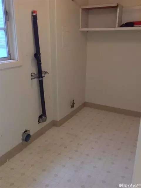 1418 Watts Ave, Modesto, CA 95358 photo 17