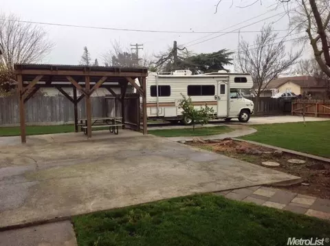 1418 Watts Ave, Modesto, CA 95358 photo 8